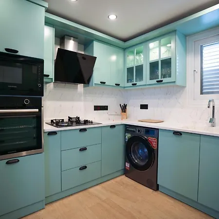 Jewel With Private Pool And Sea View Villa *