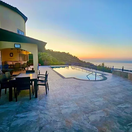 Jewel With Private Pool And Sea View Vila