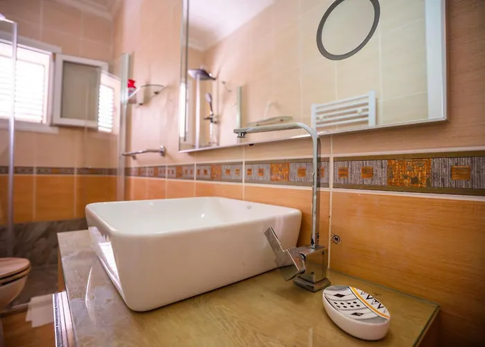 Villa Jewel With Private Pool And Sea View