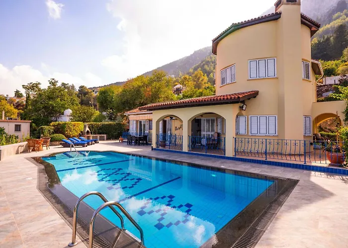 Villa Jewel With Private Pool And Sea View